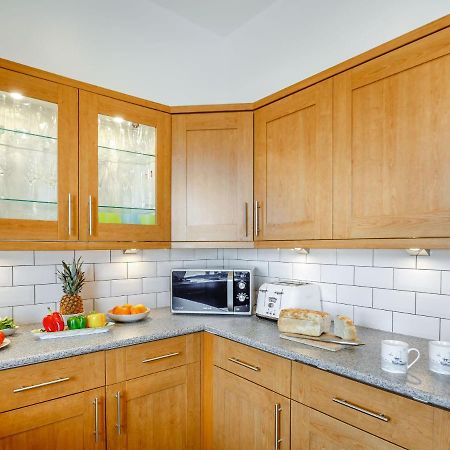 Little Orme View Apartment Llandudno Bagian luar foto